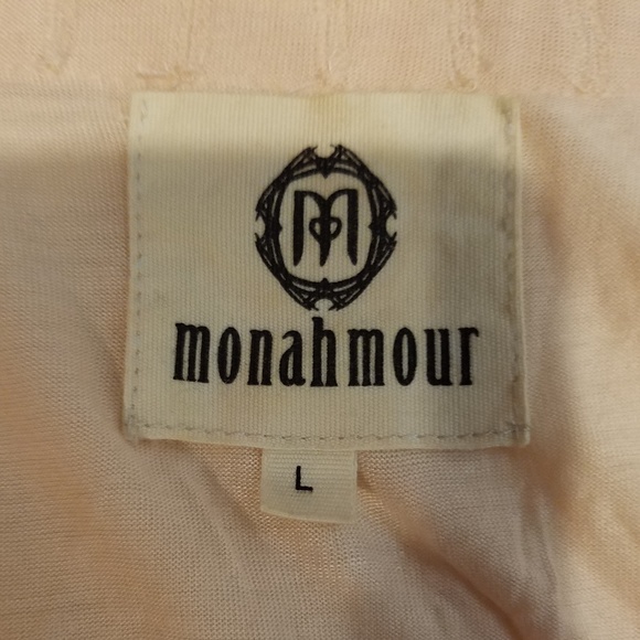 open round shoulder blouse - Picture 2 of 2